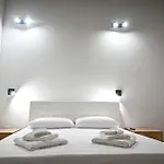 게스트하우스 Borgo Carida - Family Holidays 4*