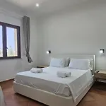 Borgo Carida - Family Holidays 게스트하우스