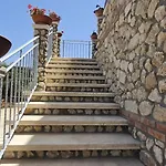 게스트하우스 Borgo Carida - Family Holidays