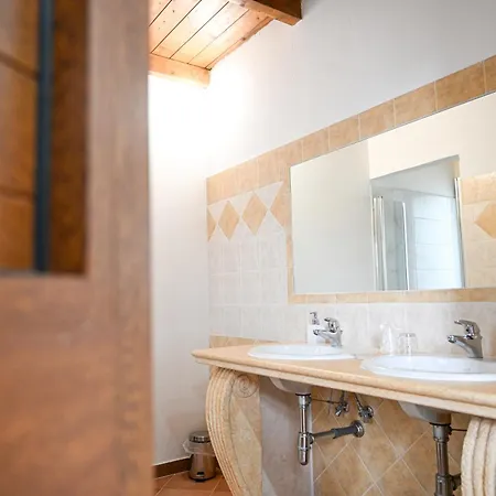 Borgo Caridà - Family Holidays Affittacamere Zaccanopoli