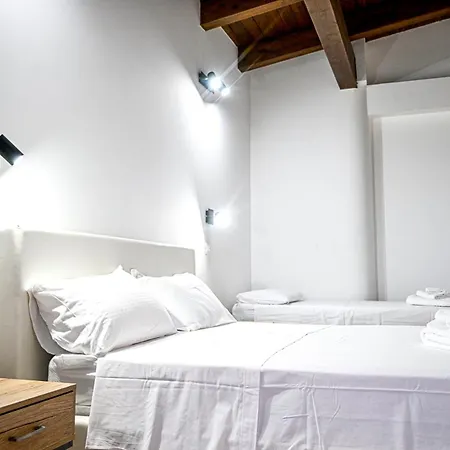 Borgo Caridà - Family Holidays Affittacamere