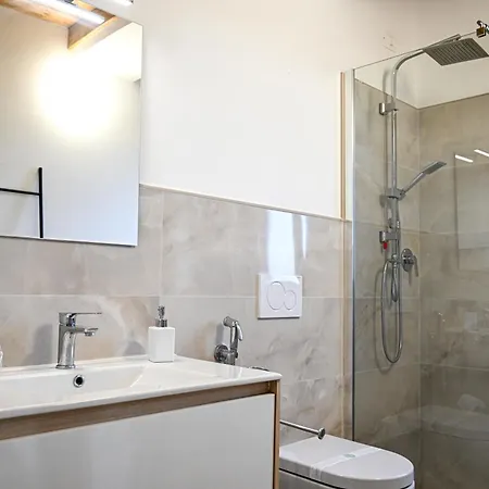 Borgo Caridà - Family Holidays Affittacamere 4*