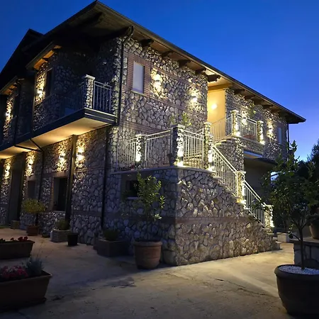 Borgo Carida - Family Holidays Konukevi