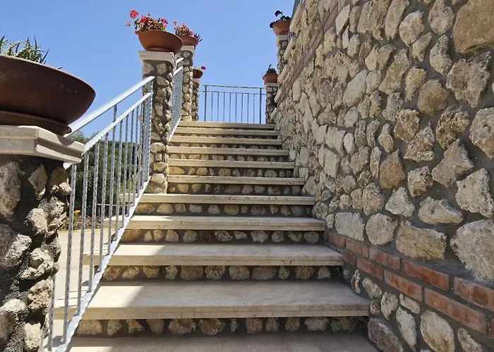 Casa de hóspedes Borgo Caridà - Family Holidays